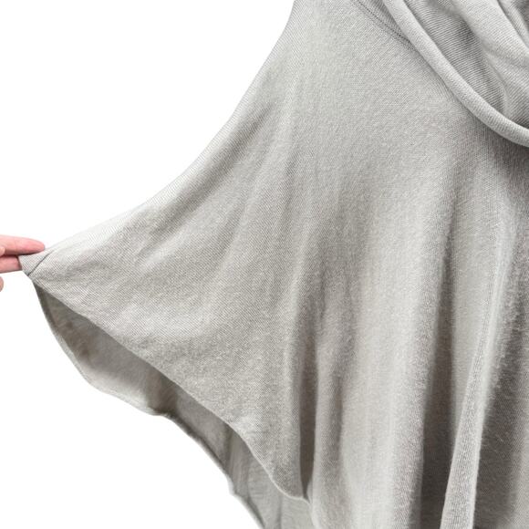 Lovestitch NWT One Size Angora & Wool Blend Light Gray Knit Cowl Neck Poncho - Picture 6 of 12